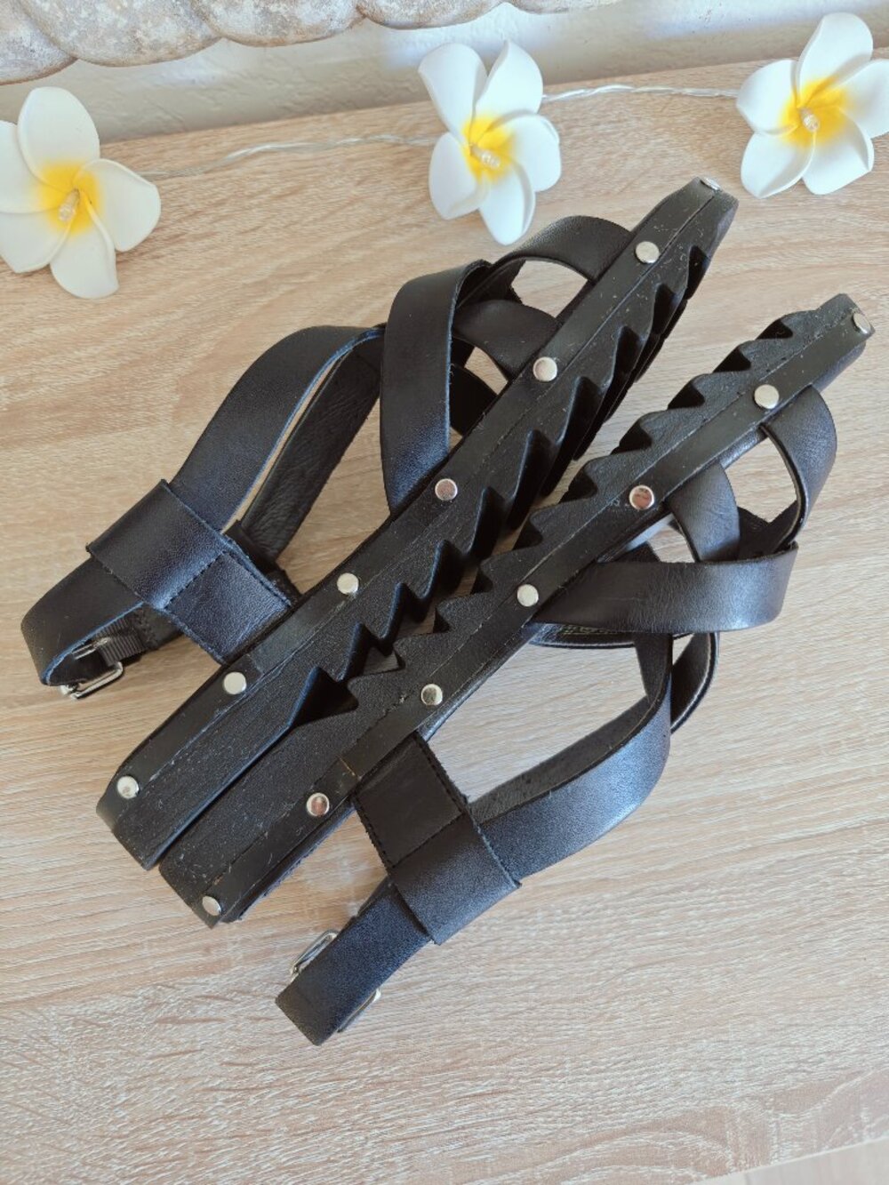 Bussola Black Leather Strappy Lug Sole Comfort Sandals EU 38 - Picture 5 of 7